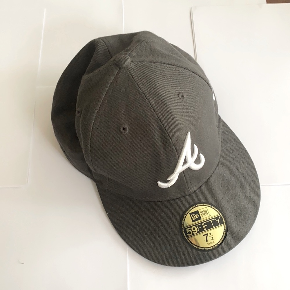 New Era Braces Charcoal Baseball Cap